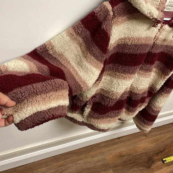 The Buckle’s Ashley Fuzzy Sherpa Hooded Jacket Mauve Stripe Size XL - Picture 7 of 14